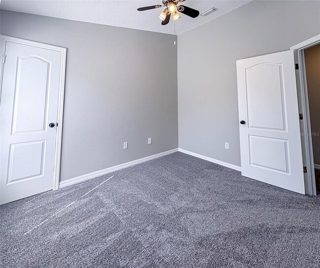 Building Photo - 12837 Kings Crossing Dr