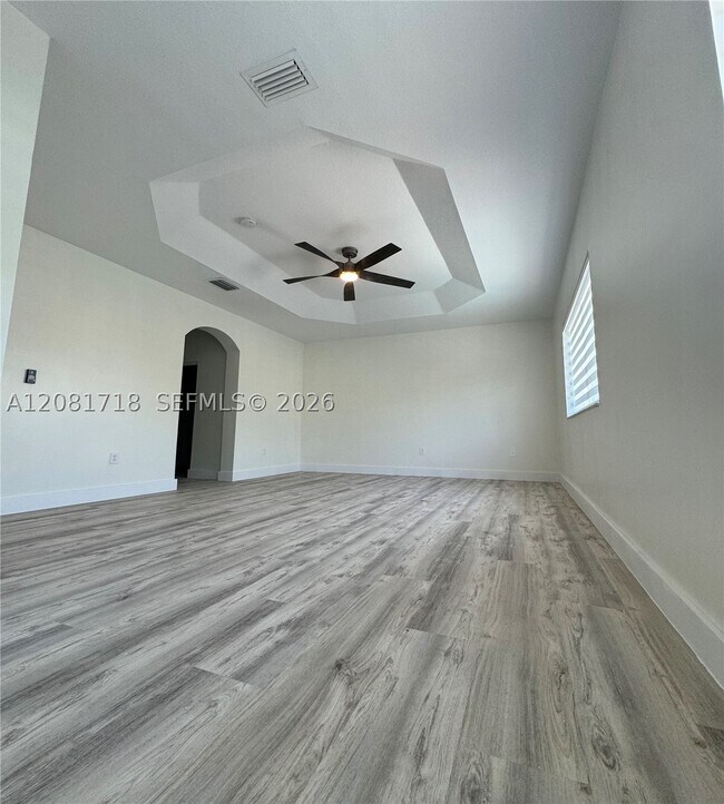 Building Photo - 15813 SW 140th St