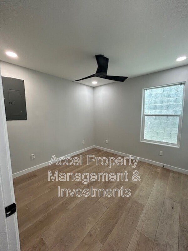 Building Photo - 6617 N 5th St