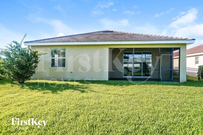 Building Photo - 3501 E Hampton Cir