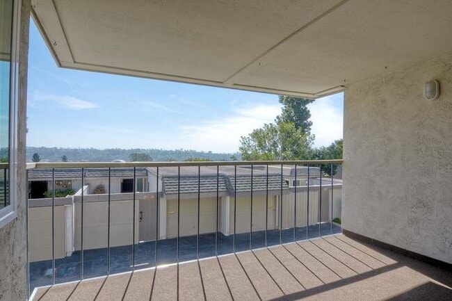 Building Photo - 6318 Caminito Andreta