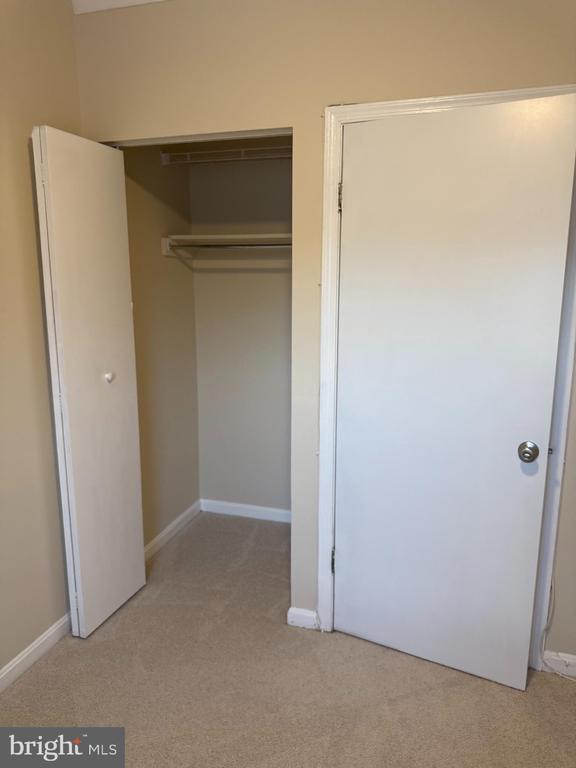 Building Photo - 18 Hunters Gate Ct