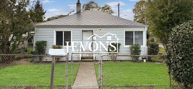 Primary Photo - Discover the warmth of this lovely single-family home in the heart of Seattle