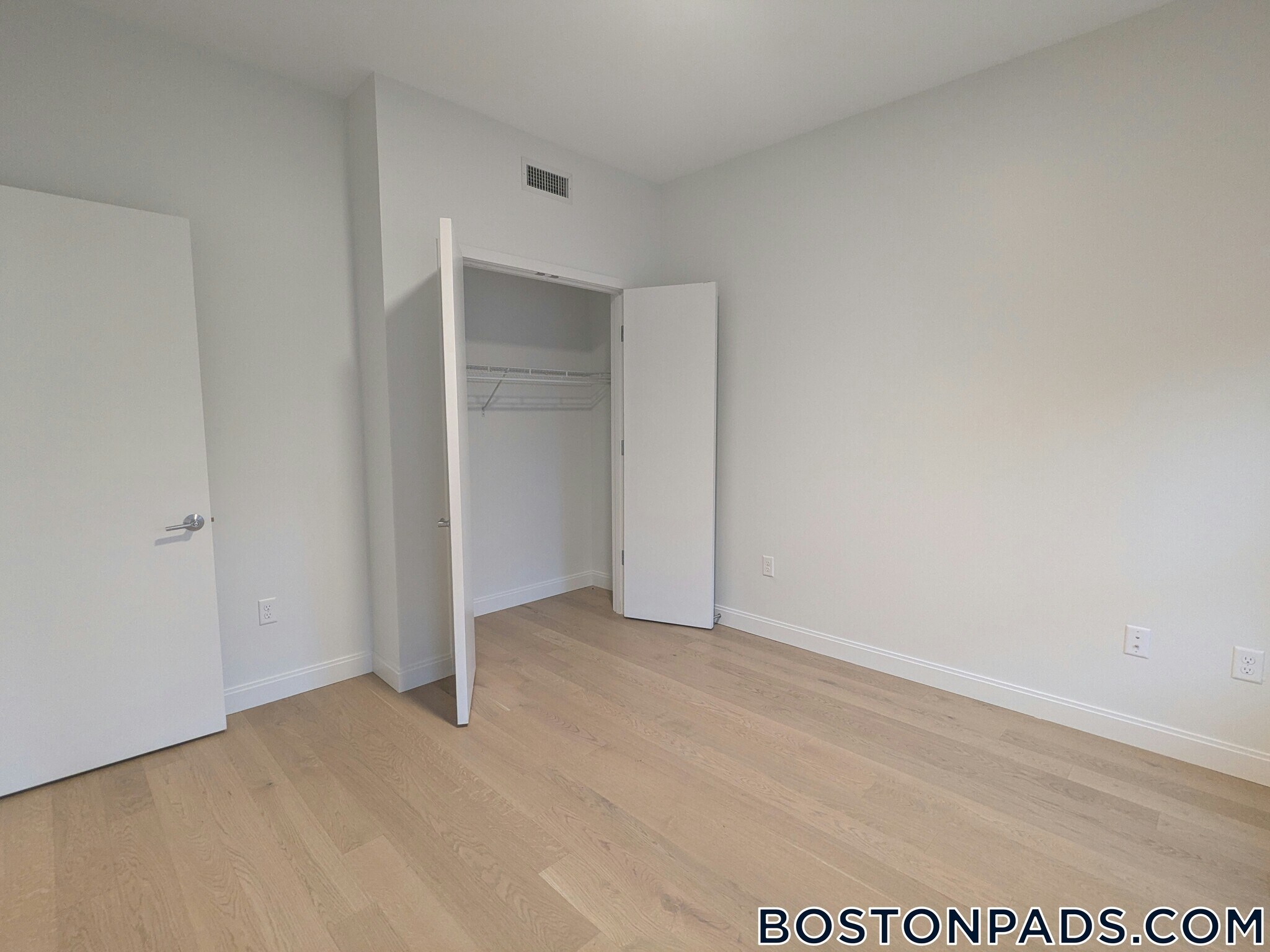 Building Photo - 55 Brighton Ave