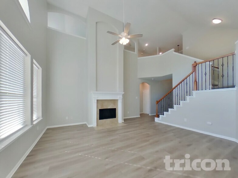 Building Photo - 11119 Maidenfair Dr