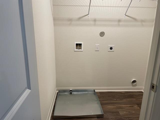 Building Photo - 18741 Speculator Ln