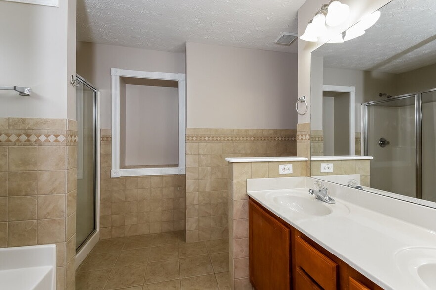 Building Photo - 109 Plumeria St