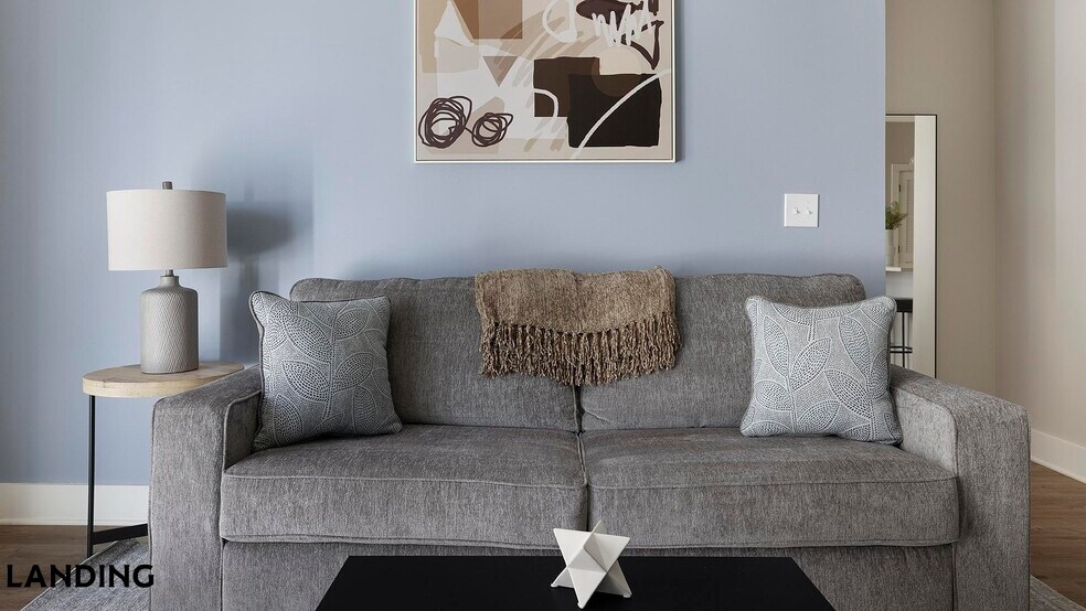 Building Photo - 1000 Forestview Dr