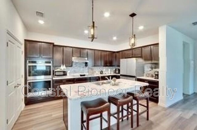 Building Photo - 404 Darcy Bluff Pl