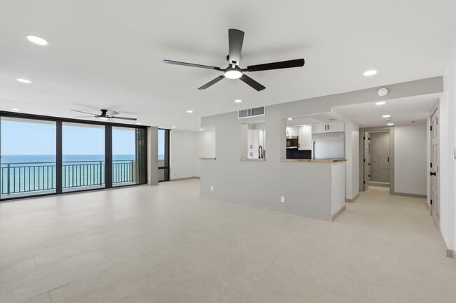 Building Photo - 5460 N Ocean Dr
