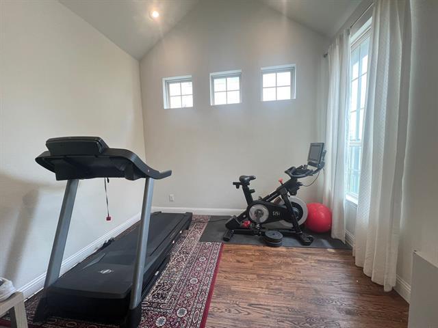 Building Photo - 10505 Wintergreen Dr