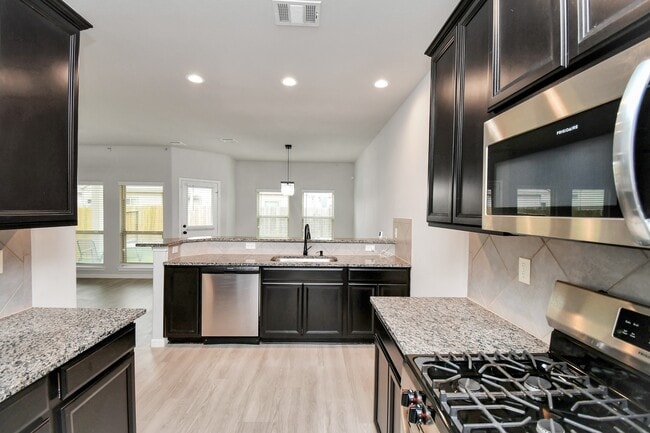 Building Photo - 13426 Merryville Harrogate Ln