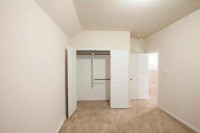 Building Photo - 5601 Fremont Dr