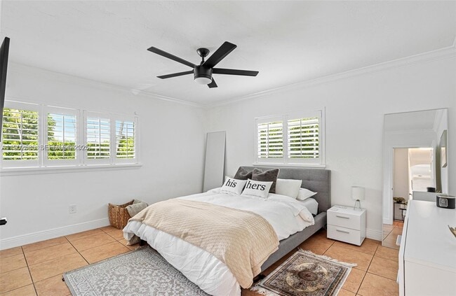 Building Photo - 10841 SW 127th St