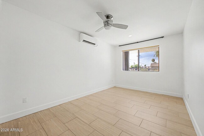 Building Photo - 1411 S Marilyn Ann Dr