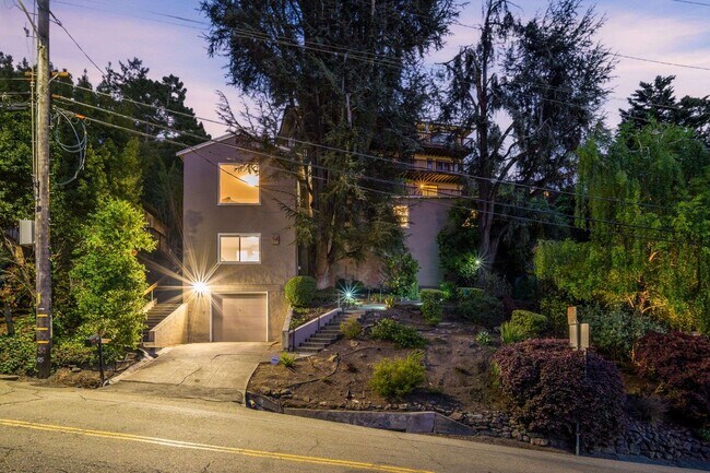 Building Photo - 5608 Colton Blvd