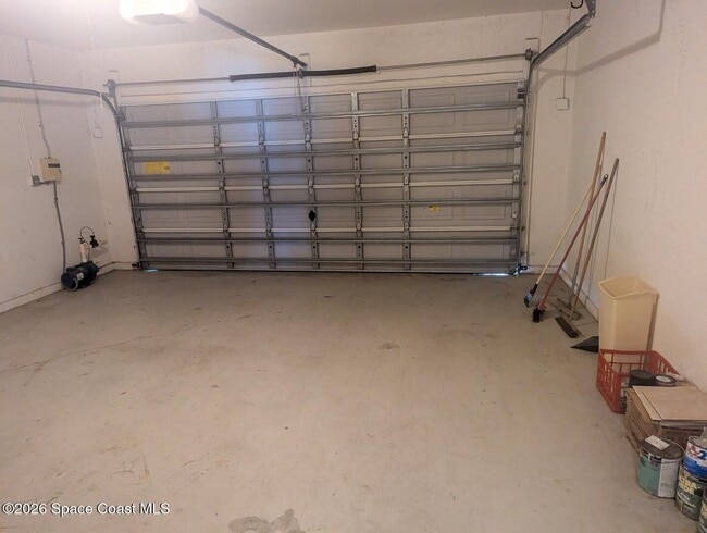 Building Photo - 1831 Barrington Cir