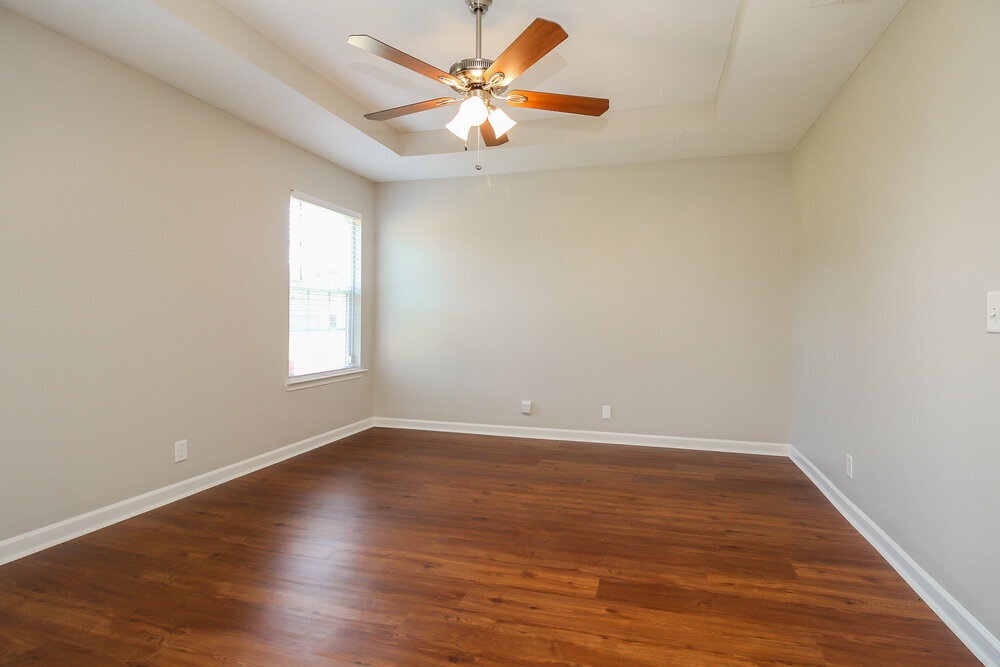 Building Photo - 7045 S Hampton Blvd