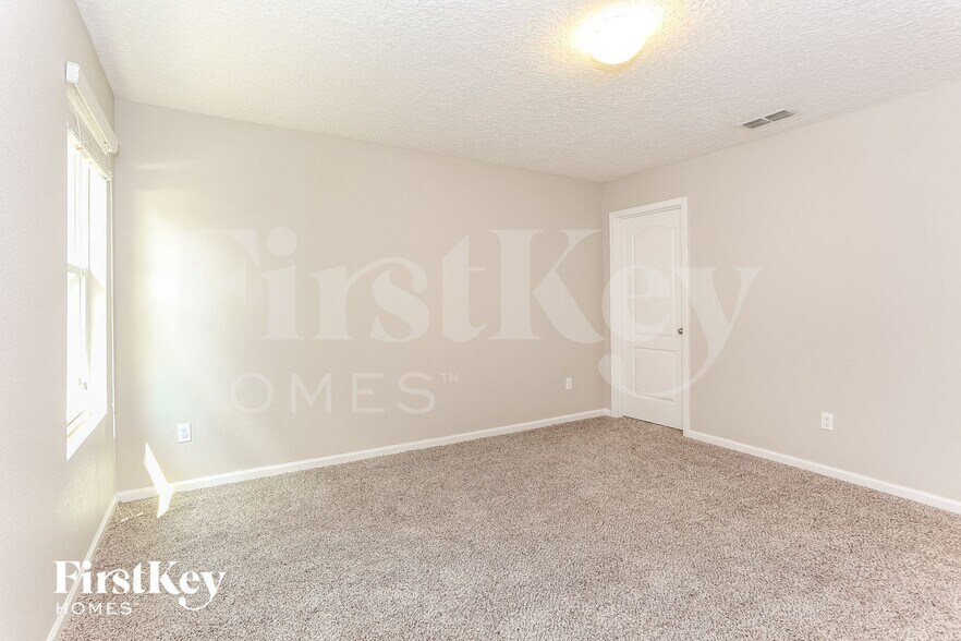 Building Photo - 16240 Dowing Creek Dr