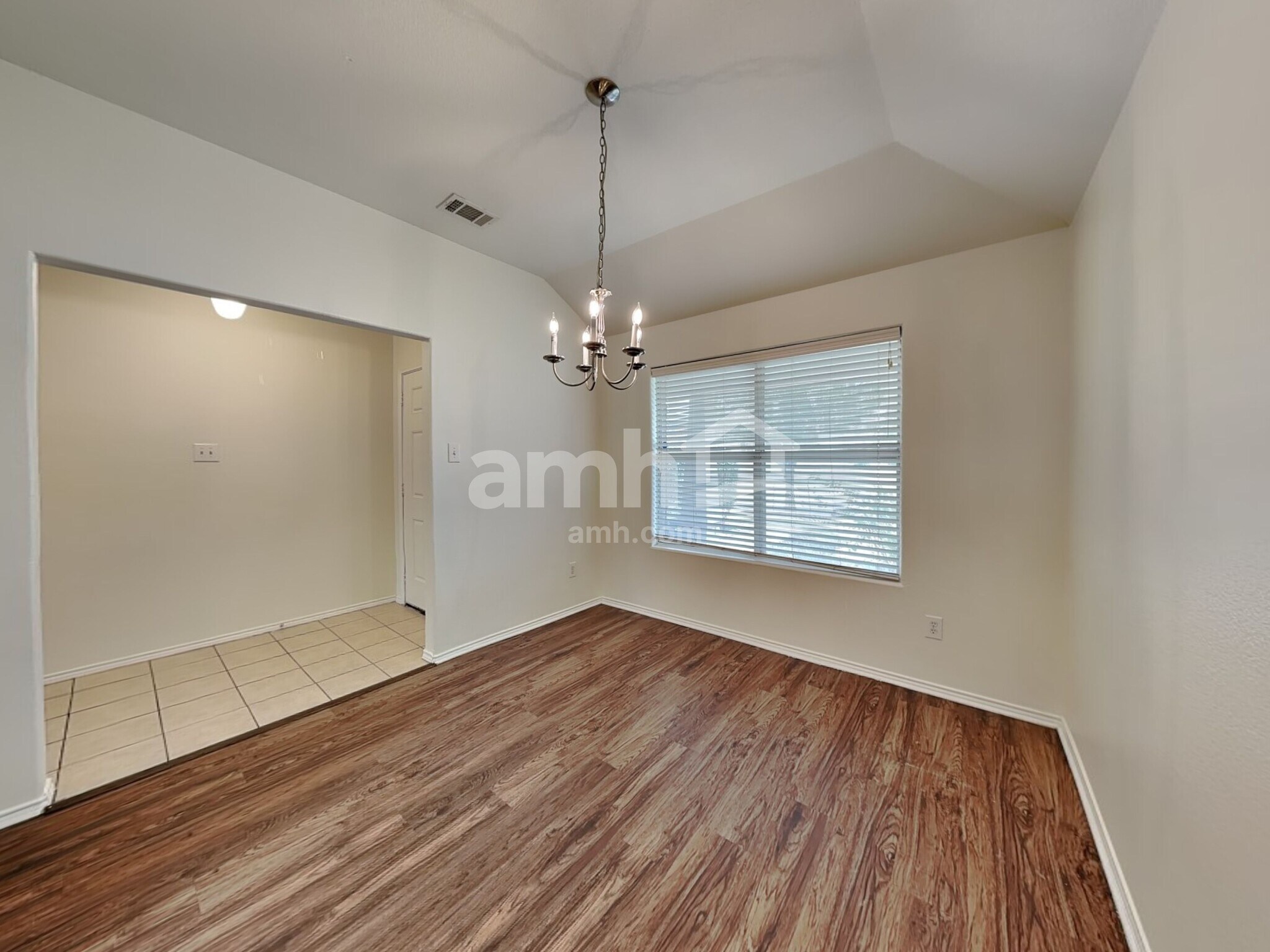 Building Photo - 1768 Nina Dr