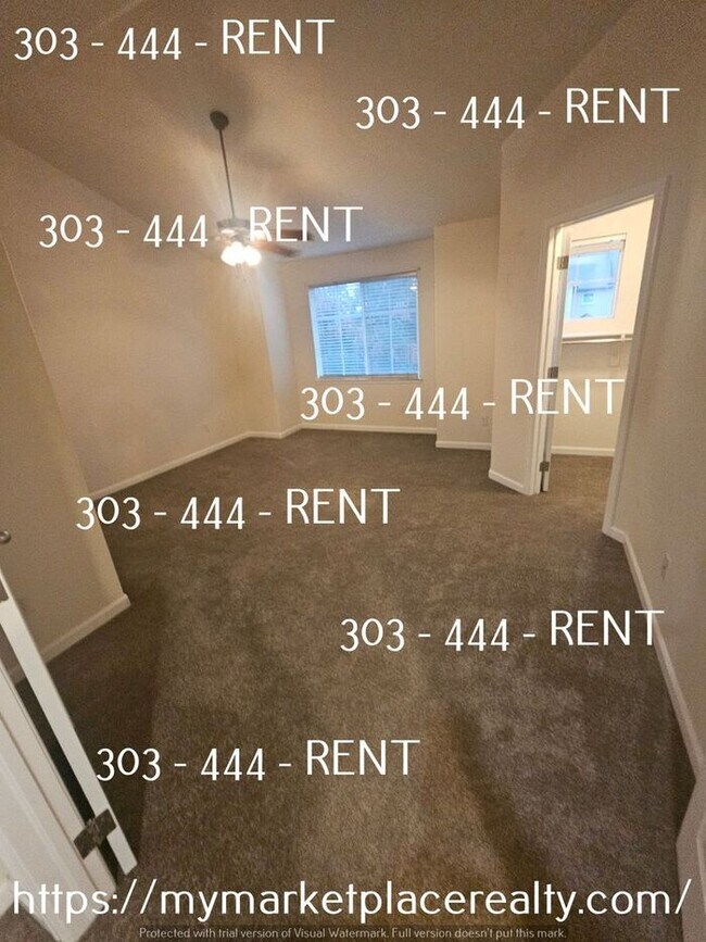 Building Photo - Cozy Townhome in Sage Creek! Make this you...