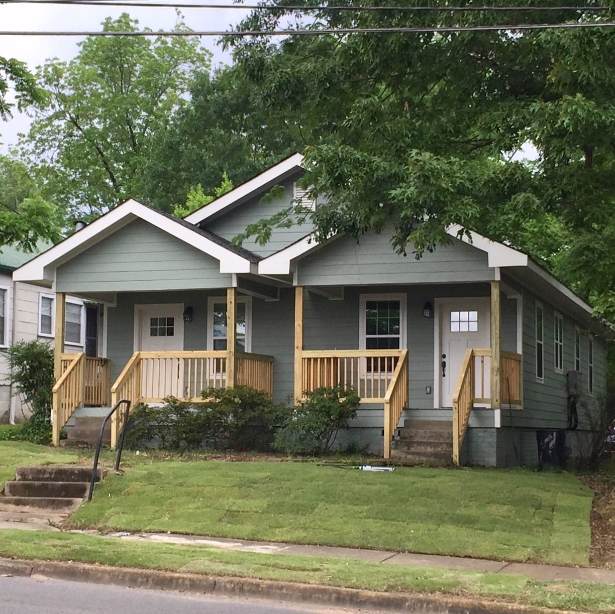 Front - 1707 Oxmoor Rd