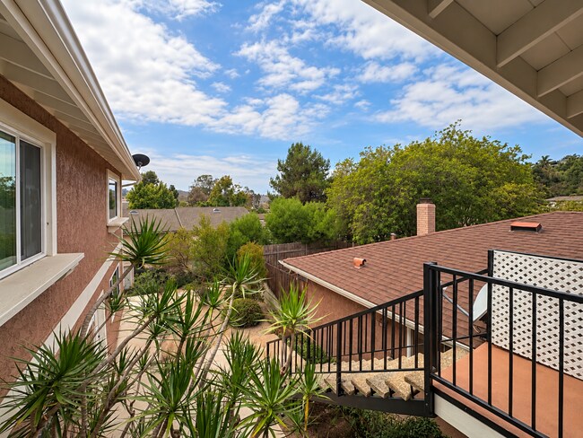 Building Photo - 2164-2164 Via Robles