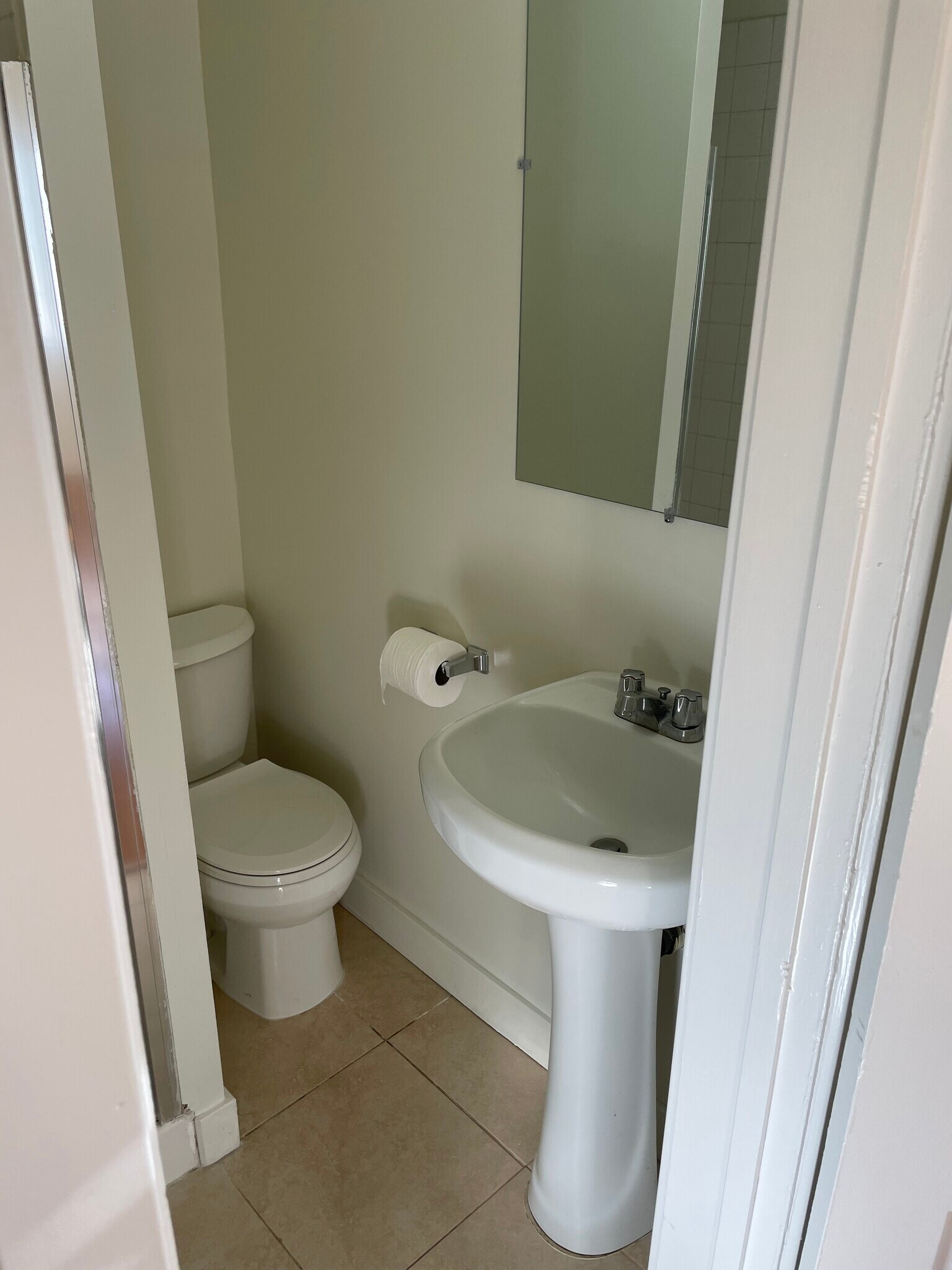 Building Photo - 5362 Monroe St