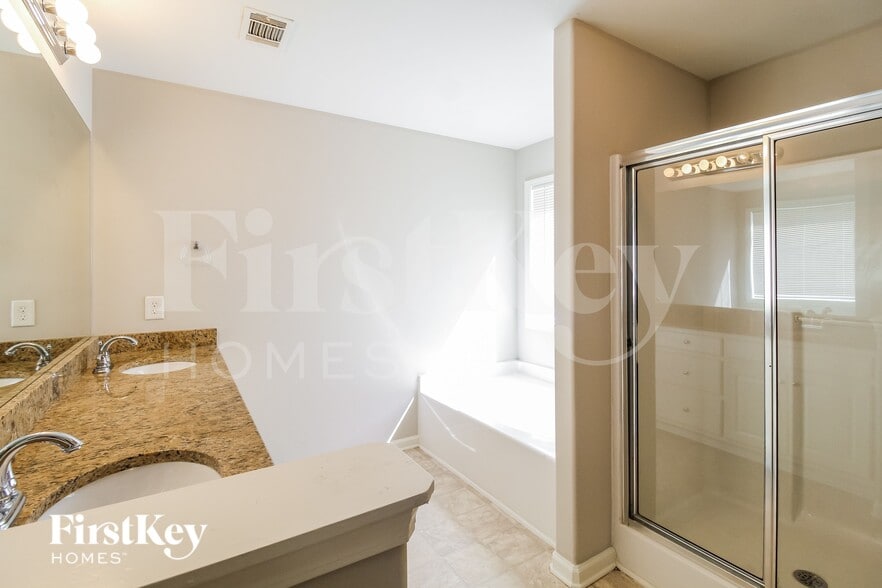 Building Photo - 1541 Lily Valley Dr