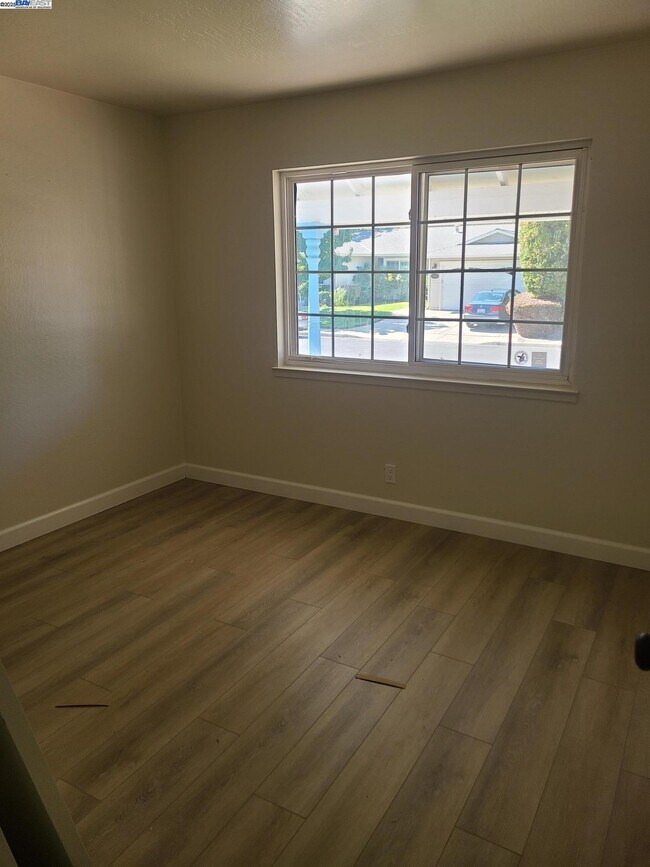 Building Photo - 1829 Rosetree Ct