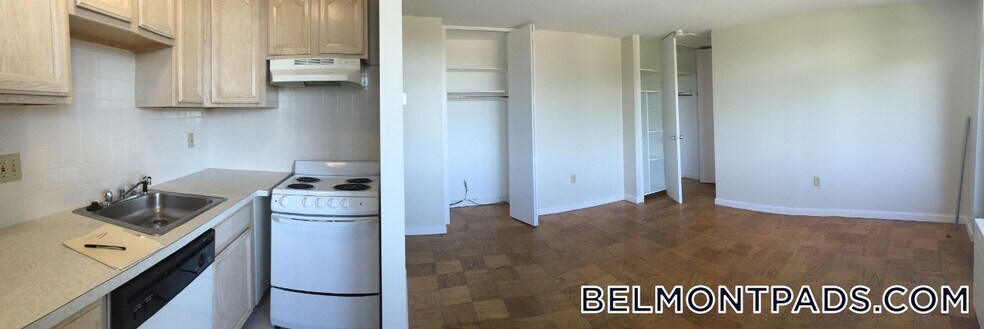 Building Photo - 125 Trapelo Rd