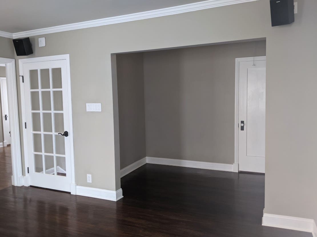 Large office nook off living room. - 1327 S Sycamore Ave