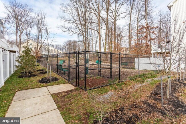 Building Photo - 1295 Orchid Rd