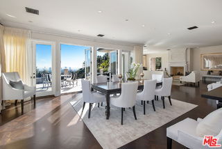 Building Photo - 980 Stradella Rd