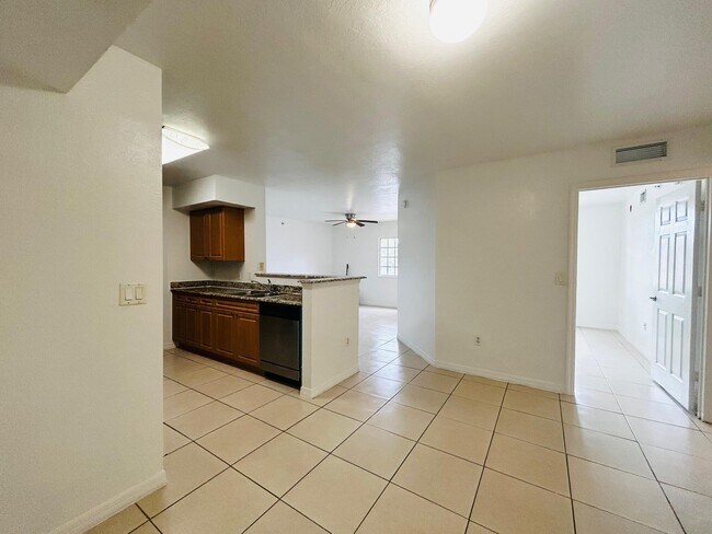 Building Photo - 6752 Heritage Grande