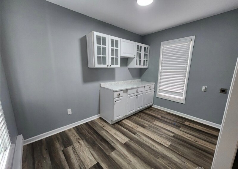 Building Photo - 1453 Kingsley Ave