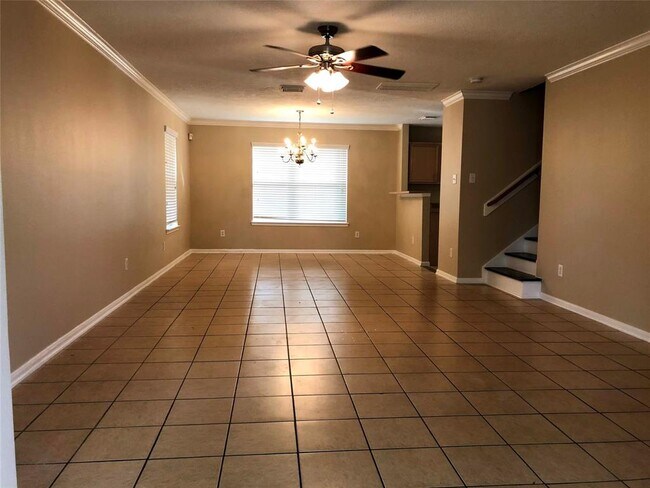 Building Photo - 9311 Eaglewood Spring Dr