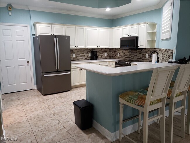 Building Photo - 9832 Cristalino View Way
