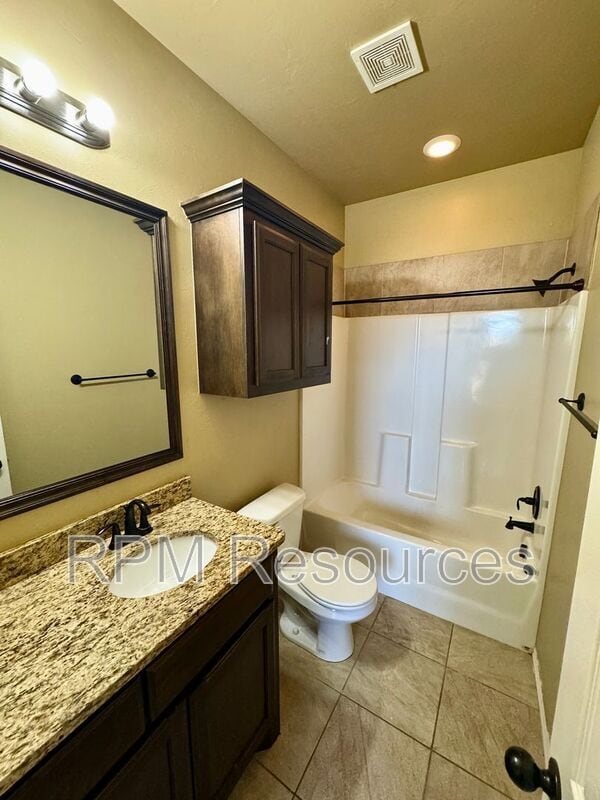 Building Photo - 157 Bison Ct Way