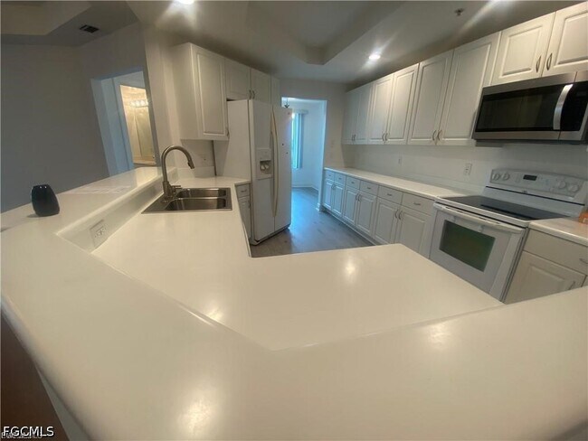 Building Photo - 2743 First St