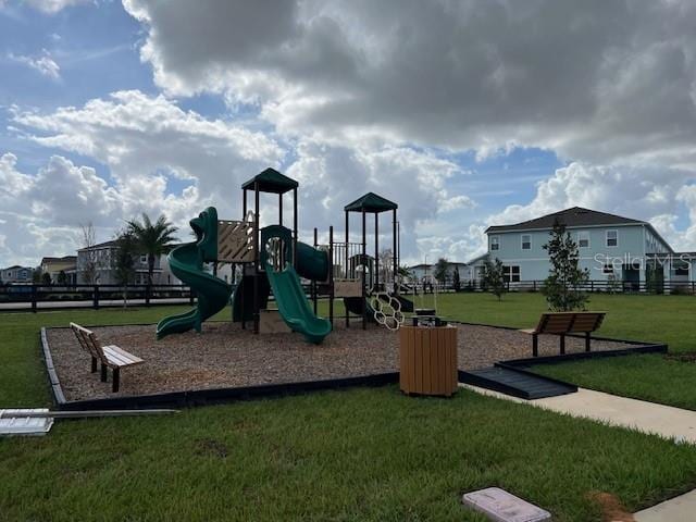 Building Photo - 16375 Hamlin Hills Rd