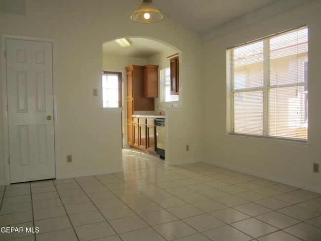 Building Photo - 11804 Kings Arms Ct