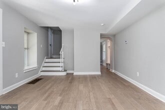 Building Photo - 139 W Germantown Pike