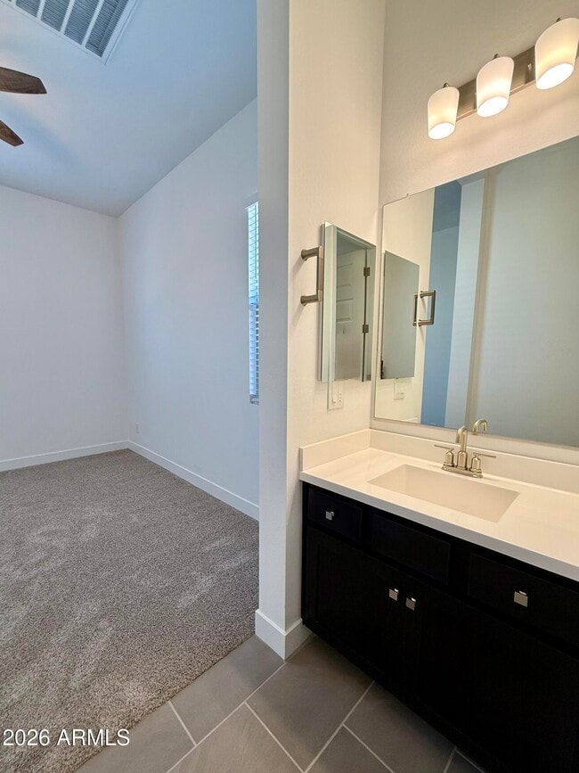 Building Photo - 3824 Fiestaflower Ln