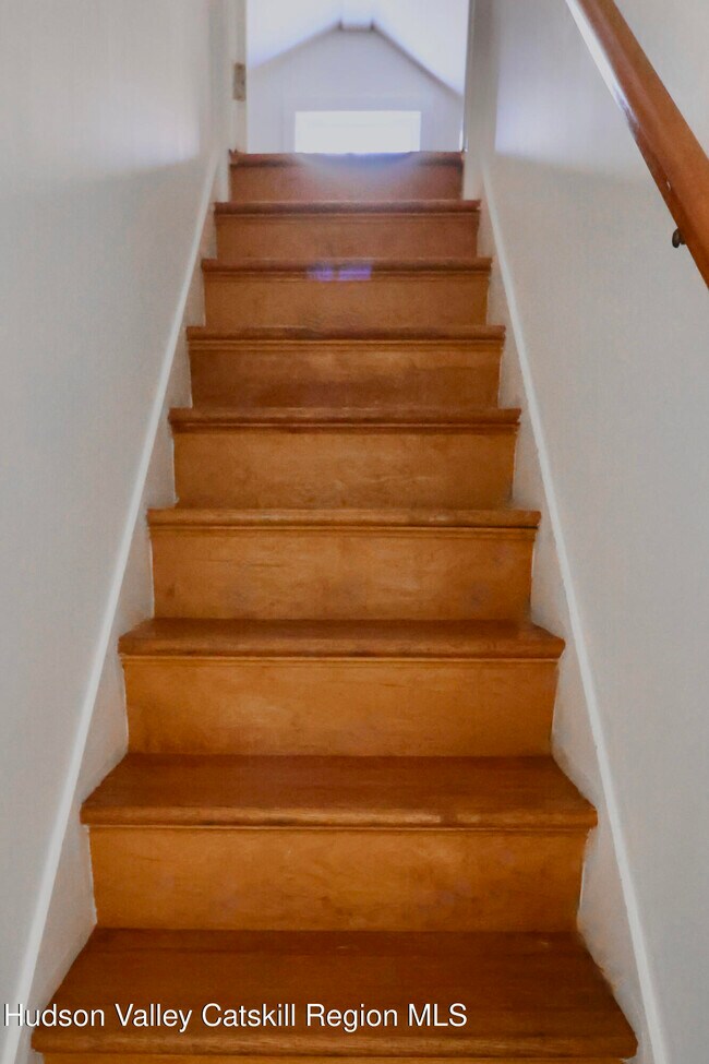 Building Photo - 13 Heyden Rd