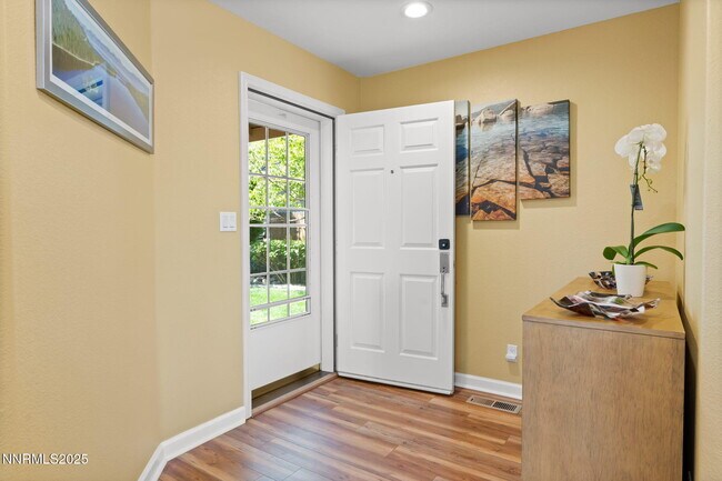 Building Photo - 2255 Wide Horizon Dr