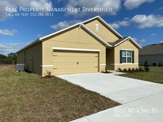 Building Photo - 3001 NE 43rd Rd