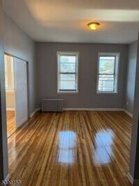 Building Photo - 43 High St