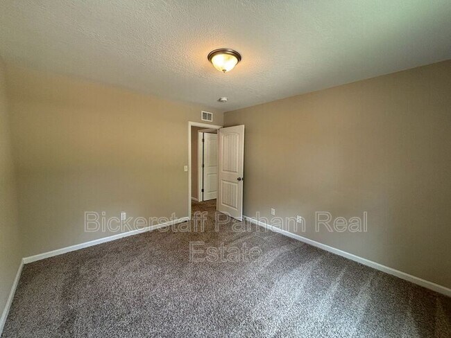 Building Photo - 159 Gregory Pl