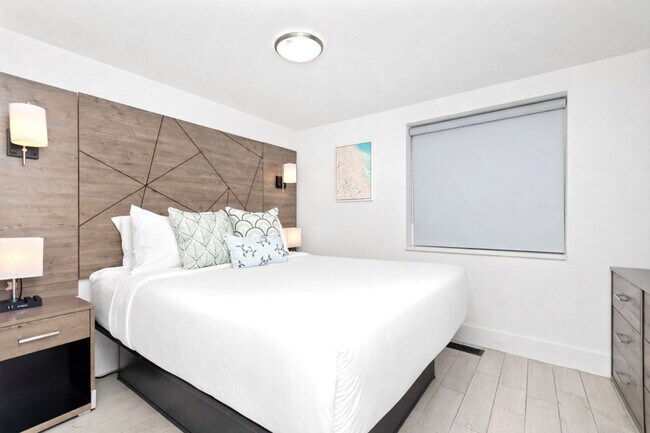 Building Photo - 1801 Withers Dr